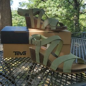 Teva Mahonia Wedge Sandles sz 7